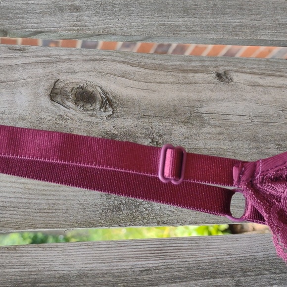 Ladies Raspberry Stretch Camisole - Picture 4 of 7